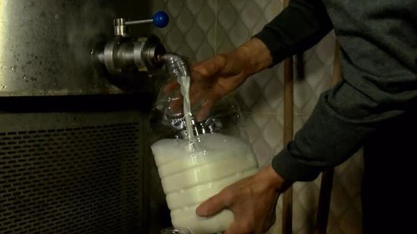 Süte yeniden zam talebi geldi