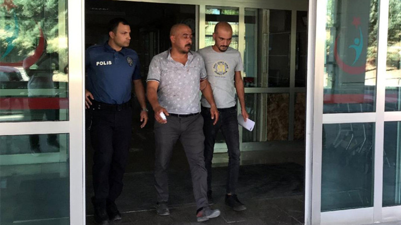 Adliyede boşanmak istediği eşini bıçaklamıştı: Serbest bırakıldı