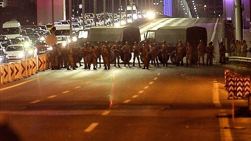 Eski belediye başkanı CHP'li Sarı, '15 Temmuz' paylaşımı nedeniyle gözaltına alındı