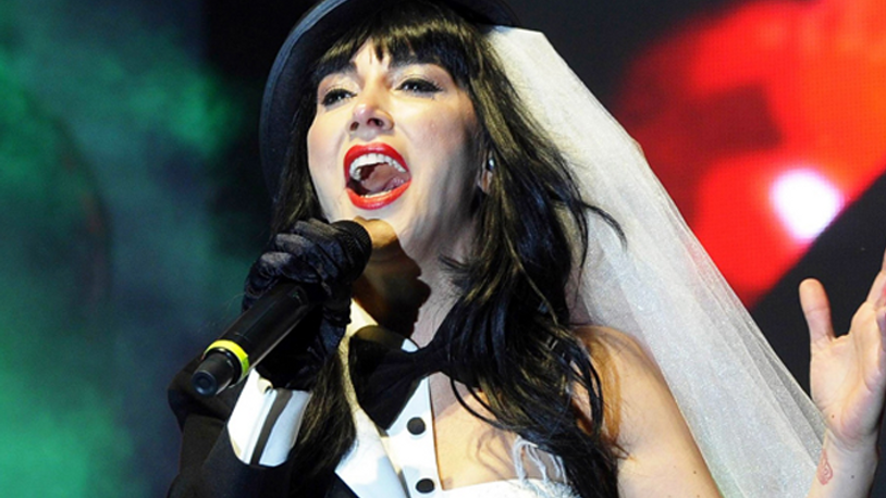 Hande Yener'den 'kanser' açıklaması