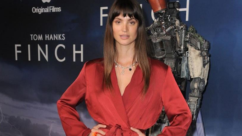 Başarılı oyuncu genç yaşta hayatını kaybetti