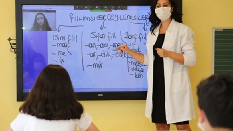 İlçe Milli Eğitim Müdürlüğü'nden skandal yazı: Etek boyu dizden yukarı olamaz