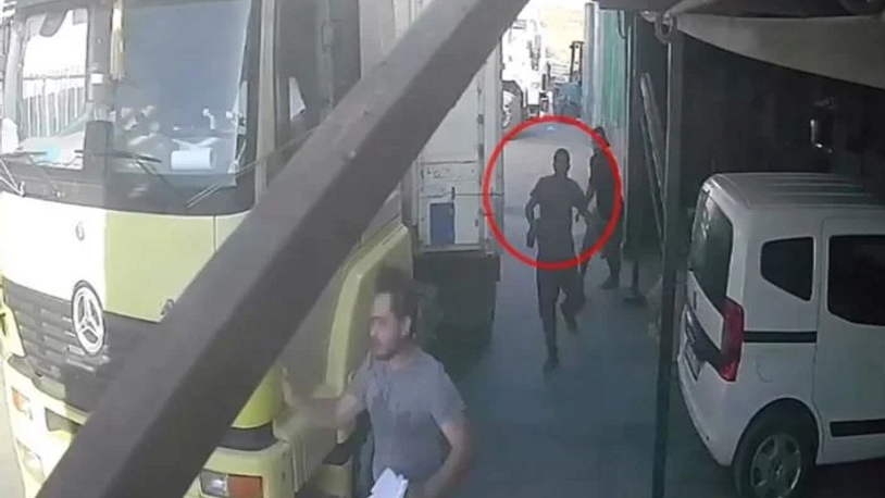 İşçi elinde matkapla işyeri sahibini kovaladı