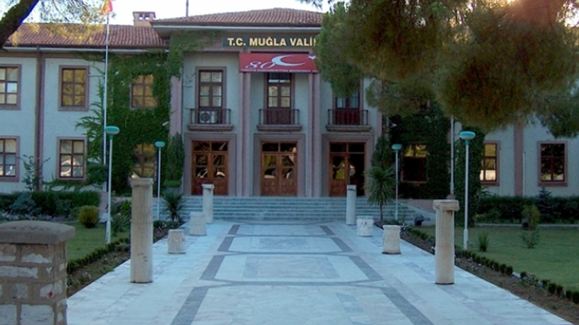 Yasaklarla gündeme gelen Muğla Valiliği’nden 'çay bahçesine' iptal kararı...