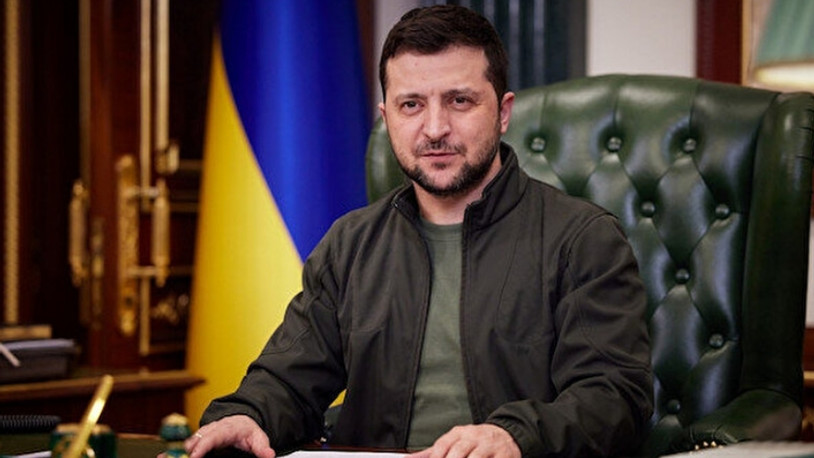 Zelenskiy'nin aracı Kiev'de kaza yaptı