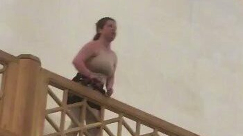 Camide cemaate hakaret eden kadın gözaltına alındı, hakkındaki gerçek ortaya çıktı