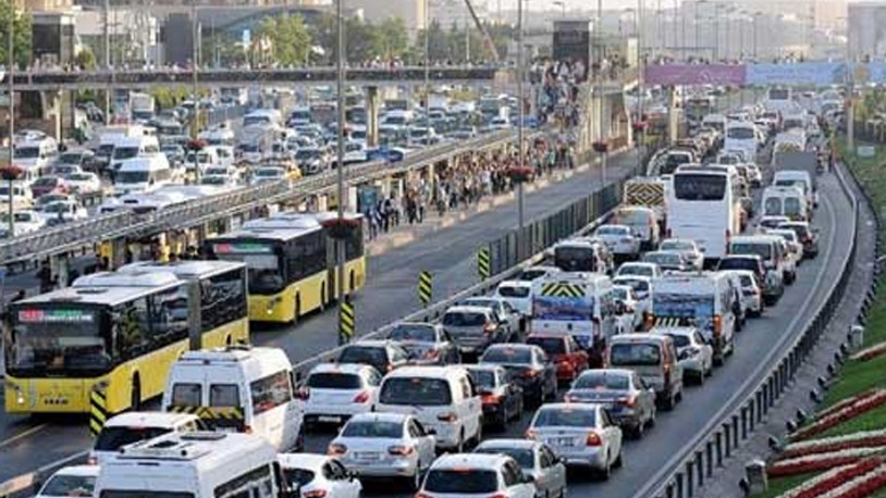 İstanbul'da trafik yoğunluğu yüzde 51’e ulaştı