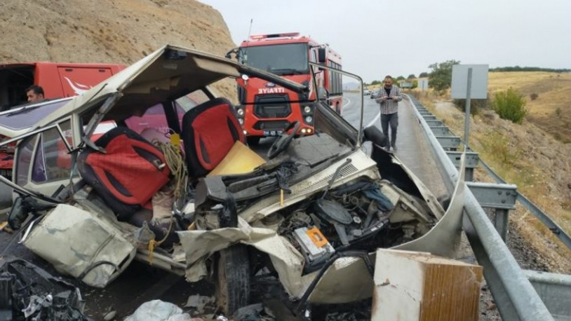 Malatya'da feci kaza: 1 ölü, 4 yaralı