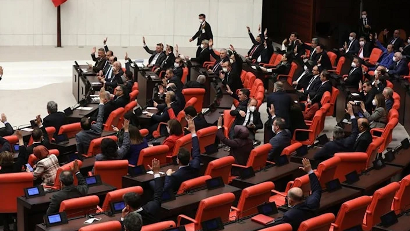 Sansür yasası Meclis'te: Muhalefetin önergeleri reddedildi