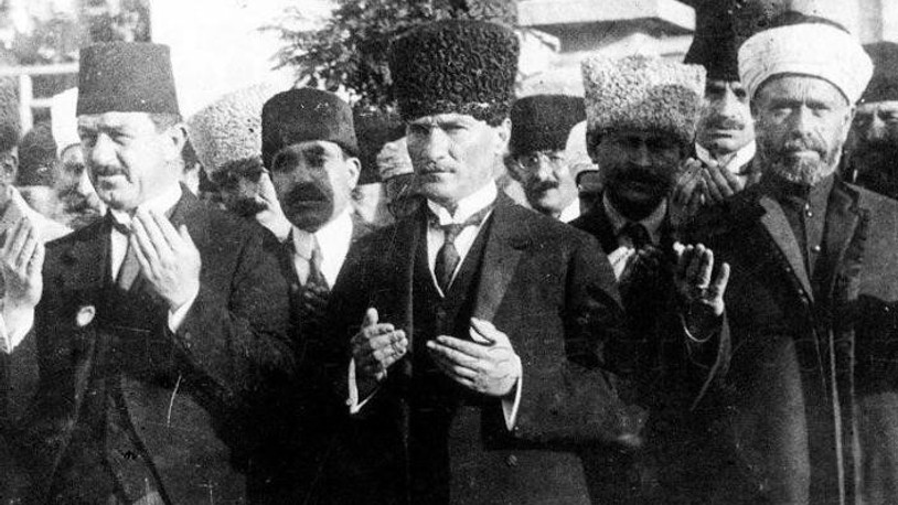 Diyanet'ten Atatürk ve 10 Kasım mesajı