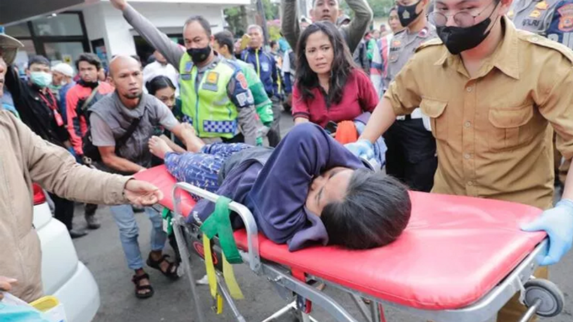Endonezya'daki deprem can aldı: En az 162 ölü