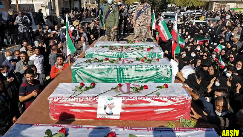 Göstericilerle çıkan çatışmada İranlı Albay hayatını kaybetti
