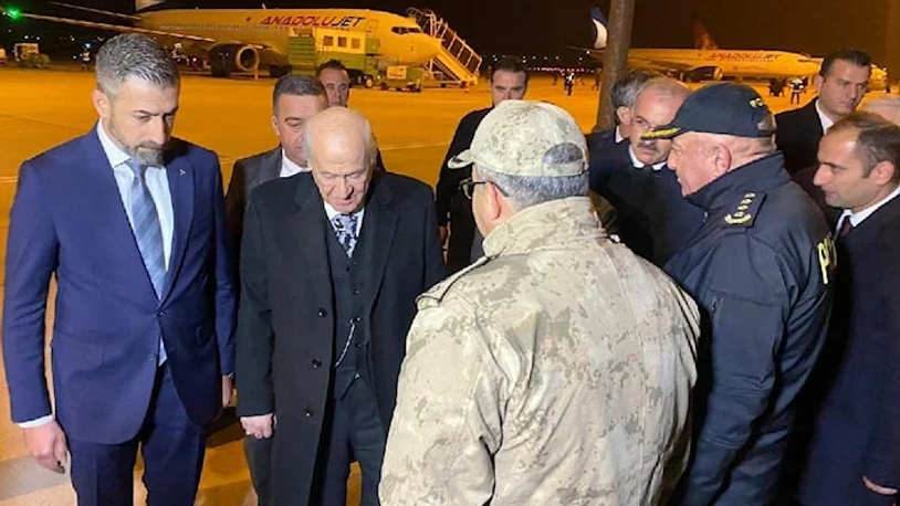 Kılıçdaroğlu’nu karşılamamışlardı: Vali ve emniyet müdürü, Bahçeli için havalimanına gitti