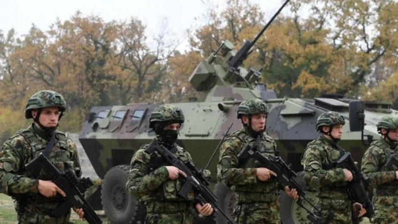 Sırbistan Cumhurbaşkanı Vucic'den orduya: 'Hazır ol' emri