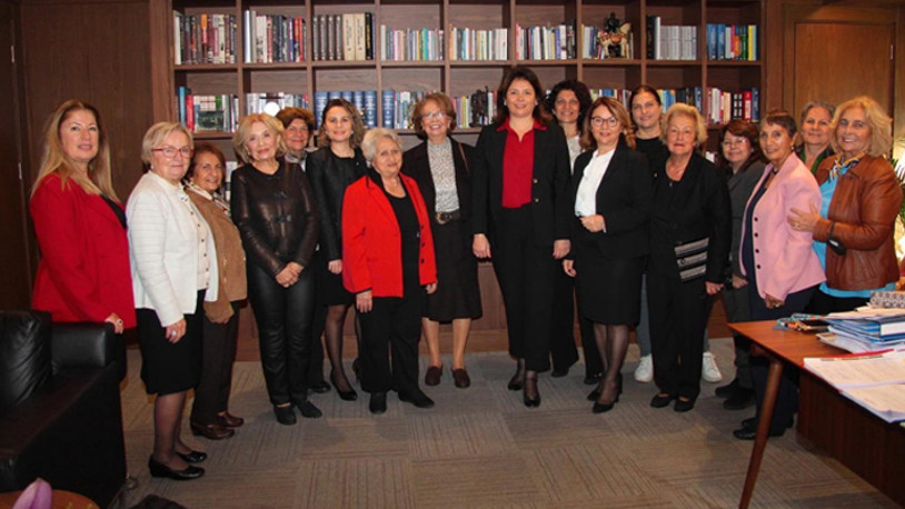 Türk Hukukçu Kadınlar Derneği'nden İstanbul Barosu Başkanı Saraç'a ziyaret