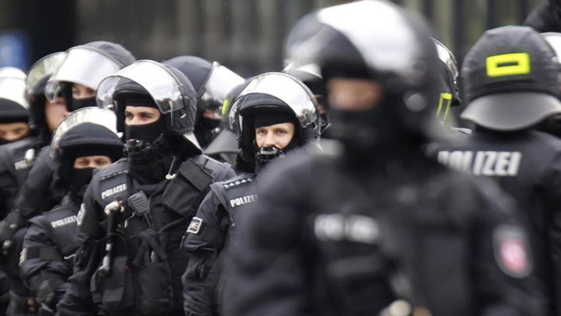 Almanya'da polislerden 'darbe' operasyonu
