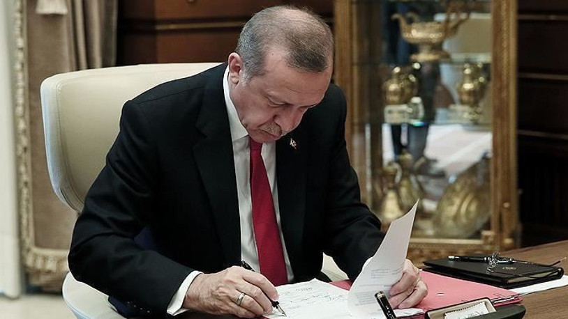 Erdoğan'dan gece yarısı flaş atama ve görevden almalar