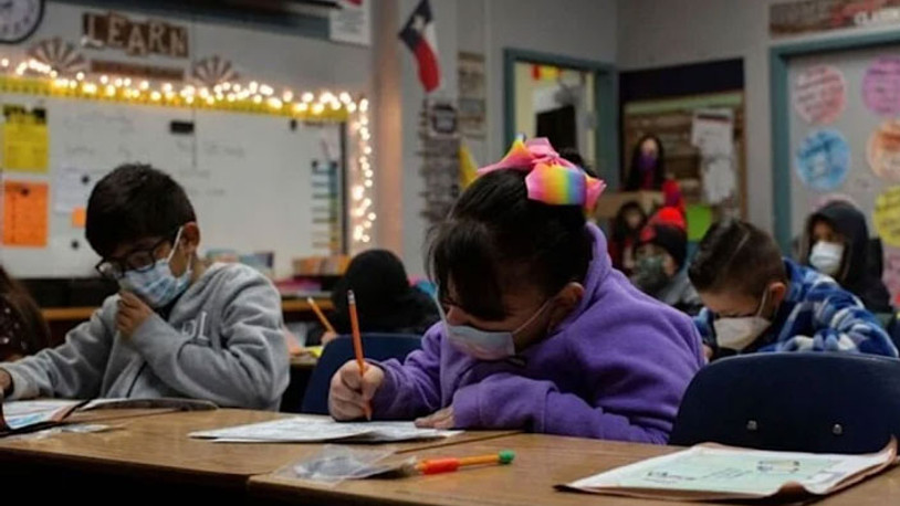 6 yaşındaki çocuk sınıfta öğretmenini vurdu