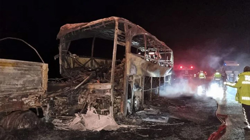 Mersin'de kaza: 3 ölü, 20 yaralı