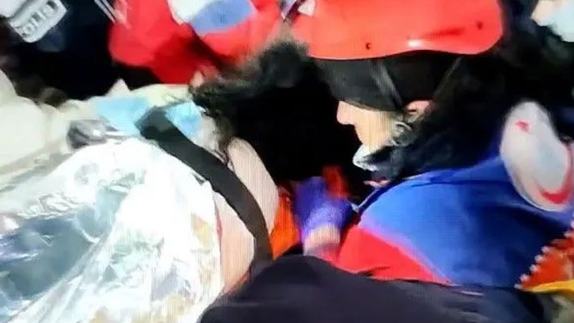 142. saatte kurtarılan Meltem öğretmenin ilk isteği çay oldu