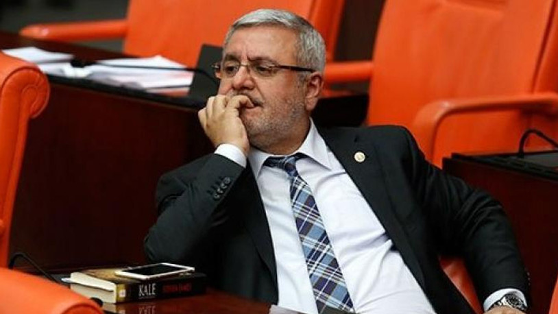 AKP'li Metiner: Ölenleri geri getiremeyiz ama Adıyaman'ı yerinden oynatacak Reis'imiz var