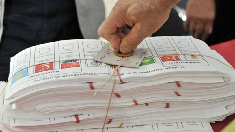 AKP oylarında belirgin düşüş var 