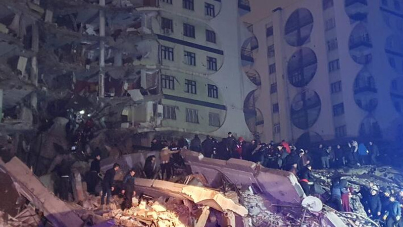 Deprem felaketinde can kaybı 44 bin 374'e yükseldi