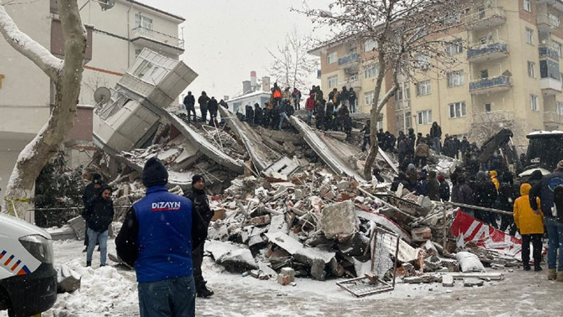 Depremden etkilenen Gaziantep'te toplu taşıma ücretsiz olarak hizmet vermeye başlayacak