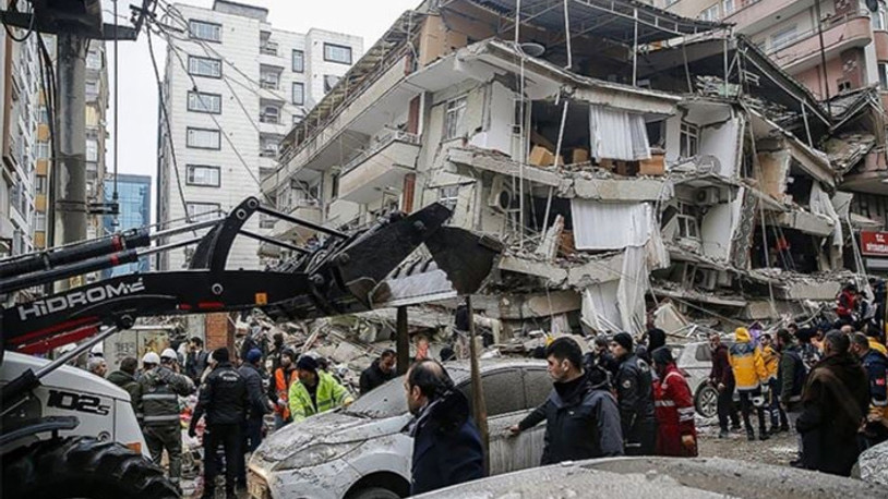 Diyarbakır'da yıkılan binalarla ilgili soruşturmada gözaltı sayısı 53'e yükseldi