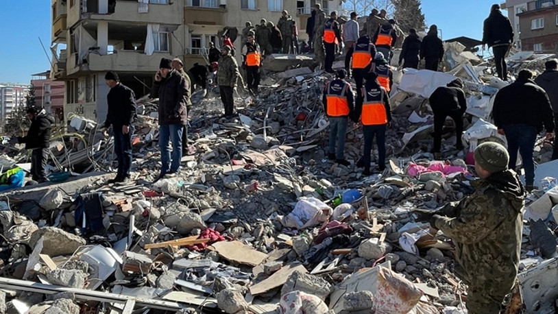 Enkaz altından çıkarılan 282 çocuğun kimliği tespit edilemedi