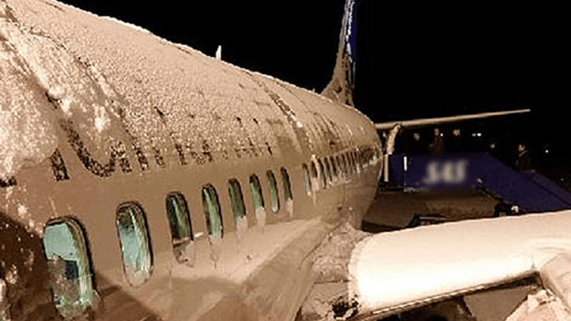 İstanbul'a inemeyen uçaklar Antalya'ya yönlendirildi