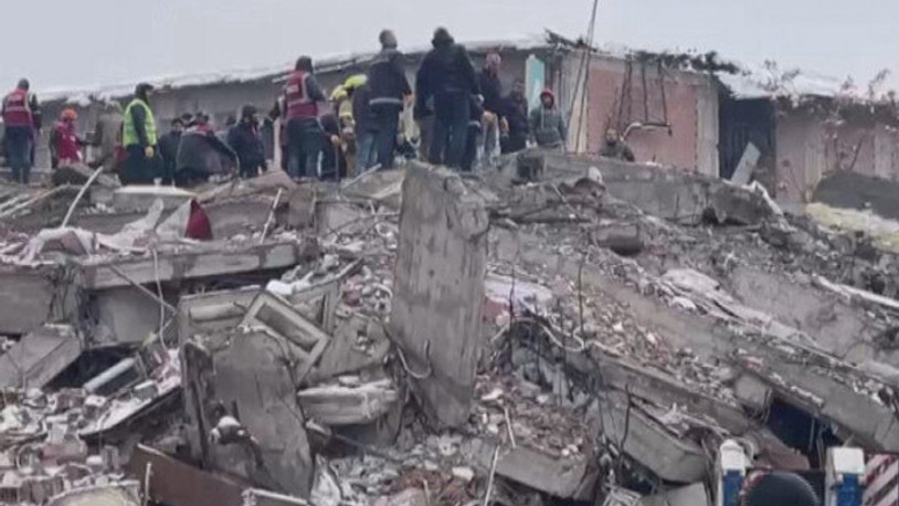 Kahramanmaraş'ta 198. saatte iki kişi enkazdan kurtarıldı