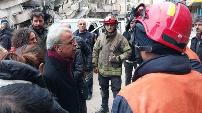 Mithat Sancar deprem bölgesinden seslendi: Devlet burada yok