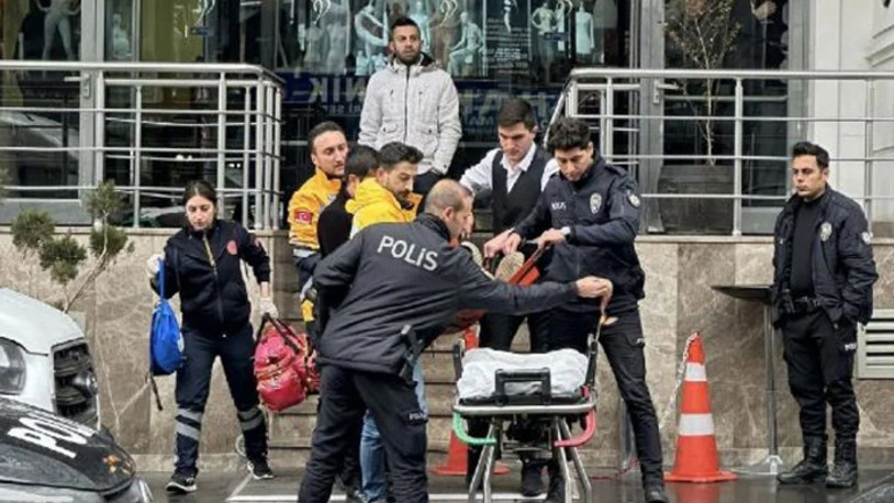 Otel lobisinde silahlı saldırı