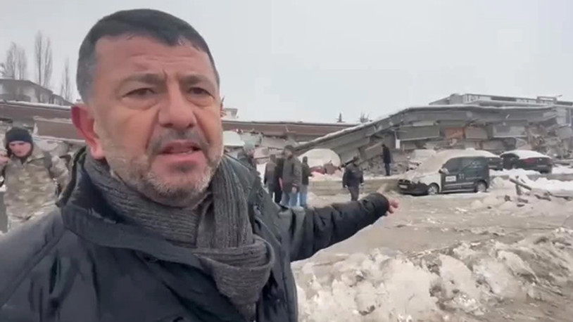 Veli Ağbaba: Depremin ardından Malatya'da yirmiden fazla bina yıkıldı