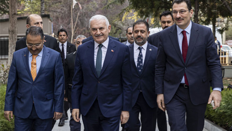 AKP, Yeniden Refah Partisi'ni ittifaka davet etti