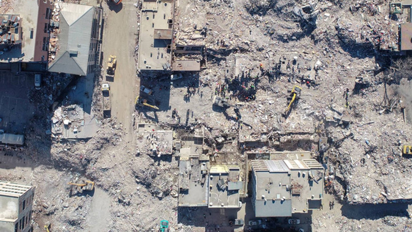 Depremlerde 150 kişiye mezar olan sitenin kurul başkanı tutuklandı