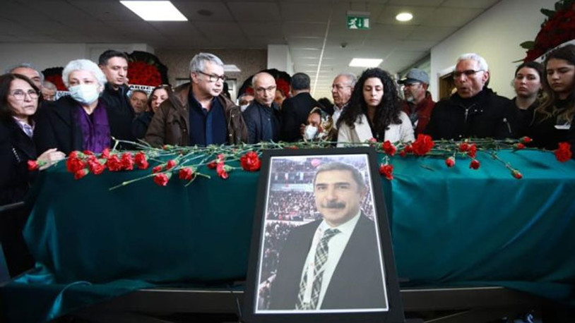 Gazeteci İsmet Demirdöğen son yolculuğuna uğurlandı