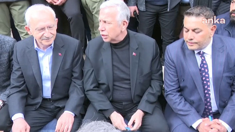 Mansur Yavaş, Malatya'da depremzede üreticilerin ellerinde kalan kayısılar için protokol imzaladı