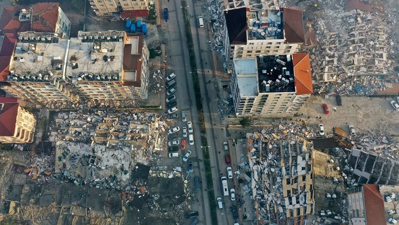Depremde can kaybı 50 bini aştı, AKP'liler usulsüzlüğü itiraf etti