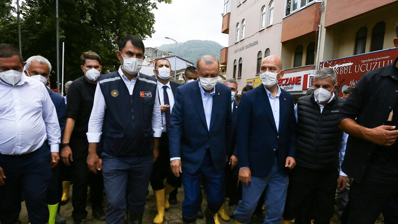 Erdoğan'dan depremzede vatandaşlara: Serzenişlerinde sonuna kadar haklıdır
