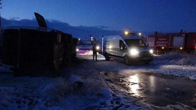 Yozgat'ta yolcu otobüsü devrildi: 1 ölü, 25 yaralı