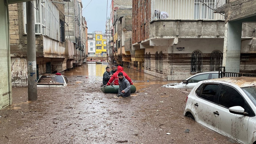 Selde kaybolan TIR şoförü hala bulunamadı