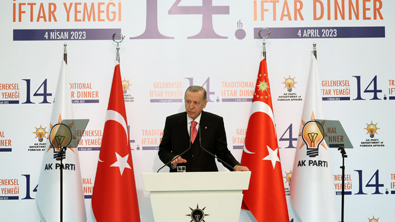 Erdoğan: Dalga dalga büyüyen zaferin ayak seslerini duyuyoruz