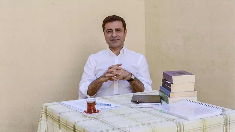 Demirtaş'tan dikkat çeken Erdoğan paylaşımı: Yarın 19:00'da detaylarıyla açıklayacağım