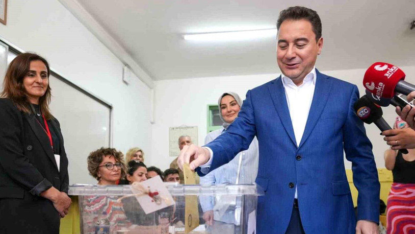 Ali Babacan oyunu kullandı: Bugün halkın egemenliğini ilan ettiği bir gün