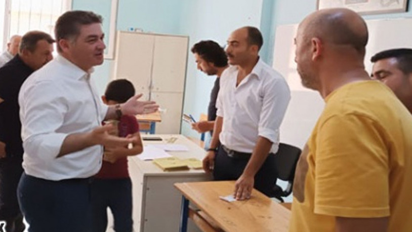 Toplu oy kullanmak istedi: CHP’li vekil suçüstü yakaladı