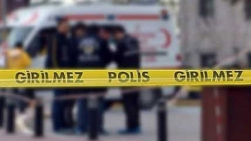 İstanbul'da CHP mahalle temsilciliğine silahlı saldırı