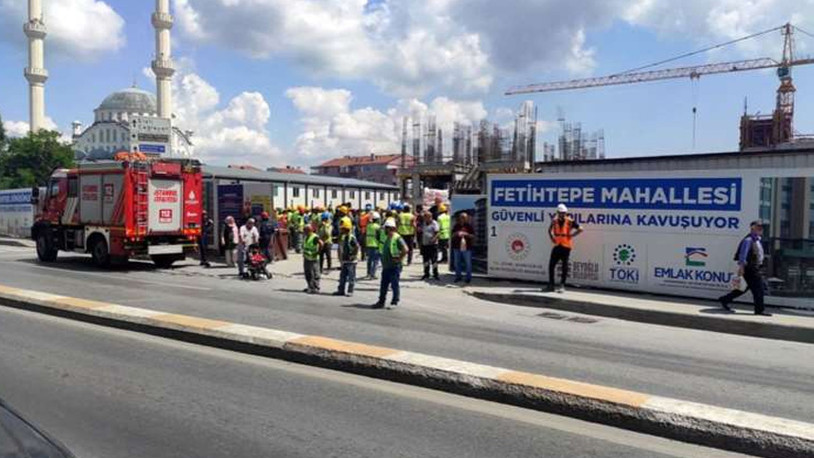 Beyoğlu'nda vincin çarptığı işçi ağır yaralandı