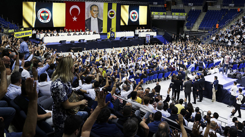 Fenerbahçe Mali Genel Kurulu'nda gerginlik